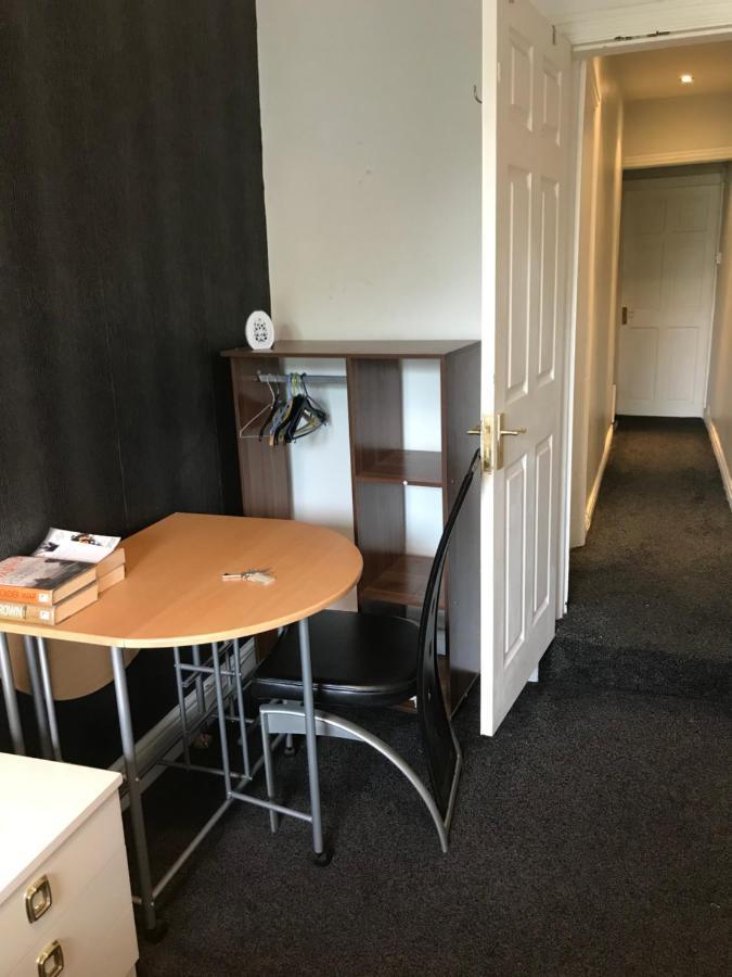 Private Double Room Near City Centre, Coventry Exterior foto